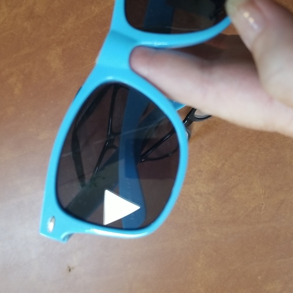 🕶3 PAIRS, SUNGLASSES & READING GLASSES - Picture 5 of 11